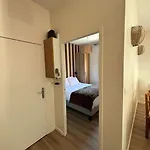 Apartment 3 Pieces, Spacieux En Plein Centre