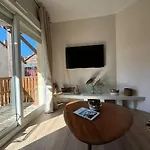 3 Pieces, Spacieux En Plein Centre Apartment *