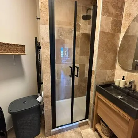 公寓 3 Pieces, Spacieux En Plein Centre