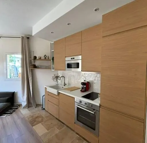 3 Pieces, Spacieux En Plein Centre Апартаменты Ле дез Альп