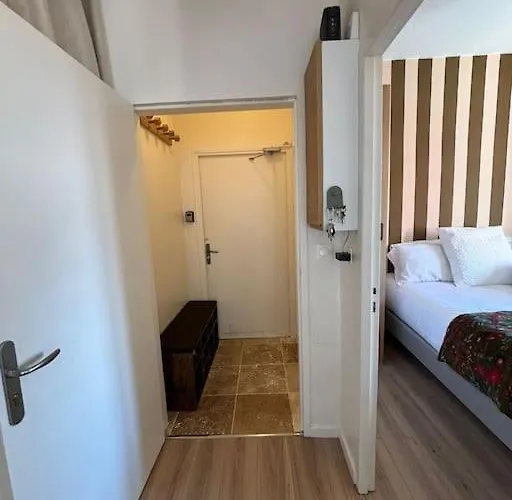 Апартаменты 3 Pieces, Spacieux En Plein Centre Ле дез Альп